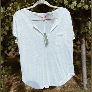 Lily Pulitzer oversized tee. Size small. 🤍
